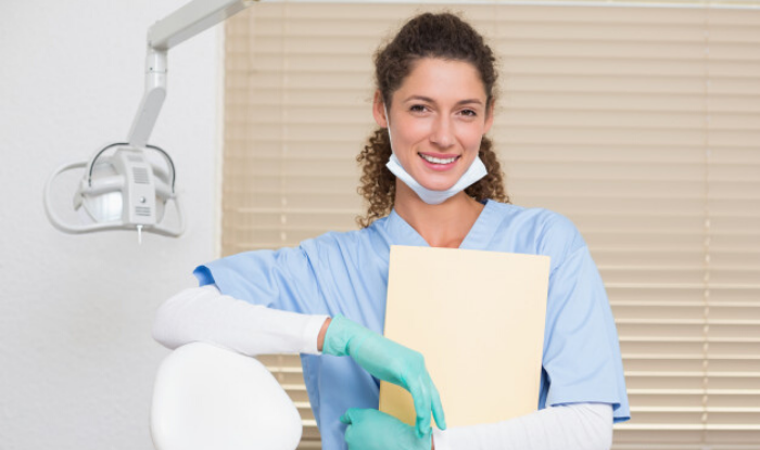 3 metode prin care puteti evolua de la stadiul de asistent dentar