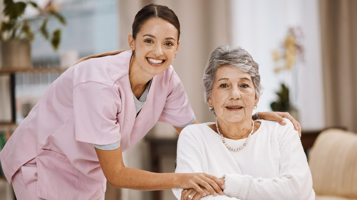 Rolul asistenților medicali în îngrijirea pacienților la domiciliu